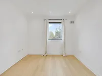 Недвижимость Walm Lane, Erin Court: 3