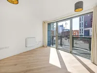 Недвижимость Trentham Court, Victoria Road, North Acton: 8