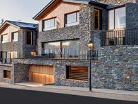 Недвижимость House with large garage near Canillo center: 2