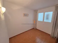 Недвижимость Central 4-bedroom apartment with parking in Andorra la Vella: 13
