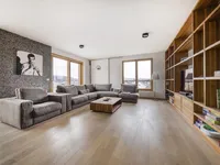 Недвижимость Квартира, 4 комнаты, Вич: 10