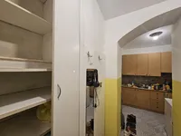 Недвижимость Двухкомнатная квартира в центре: 2
