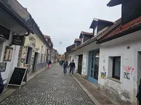 Недвижимость Двухкомнатная квартира в центре: 9