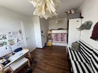 Недвижимость Квартира, 4 комнаты, Шишка: 8