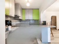 Недвижимость Квартира, 3 комнаты Сауски район: 7