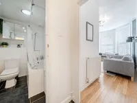 Недвижимость Sinclair Road, Kensington: 2