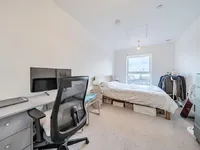 Недвижимость East Acton Lane, Acton: 4