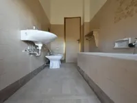 Недвижимость Двухкомнатная квартира.: 12