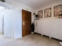 Недвижимость Квартира, 2 комнаты Новый Рудник: 16