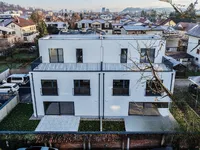 Недвижимость Квартира, больше 5 комнат: 1