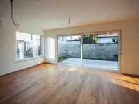 Недвижимость Квартира, больше 5 комнат: 5