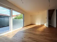 Недвижимость Квартира, больше 5 комнат: 6