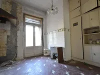 Недвижимость Четырехкомнатная в центре города: 11