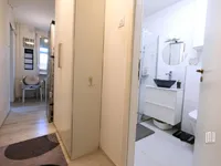 Недвижимость Квартира, 1-комнатная, Шишка: 3