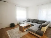Недвижимость Квартира, 3 комнаты, Новый Рудник: 1