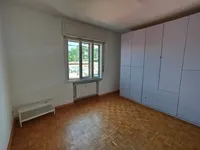 Недвижимость Четырёхкомнатная квартира Центр: 2