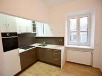 Недвижимость Квартира в центре Любляны: 4