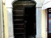 Недвижимость Двухкомнатная в Центре: 2