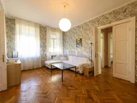 Недвижимость Квартира на улице Италия: 4