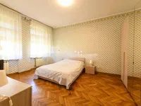 Недвижимость Квартира на улице Италия: 6