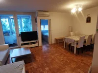 Недвижимость Квартира в Новом Безиграде: 4