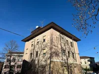 Недвижимость Трехкомнатная квартира в центре: 2