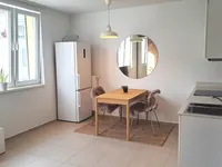 Недвижимость Квартира с гаражом в Изоле: 3