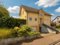 Недвижимость House 4 bedrooms for sale in Bertrange: 1