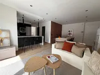 Недвижимость Reformed 2-bedroom apartment in Andorra la Vella: 5