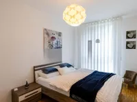 Недвижимость Apartment 5 rooms: 4