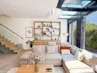 Недвижимость Single house 7 rooms: 1