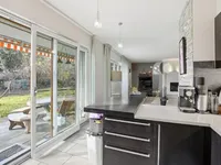 Недвижимость Apartment 5 rooms: 6