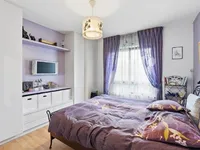 Недвижимость Apartment 5 rooms: 8
