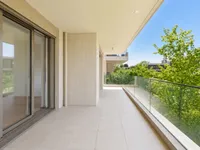 Недвижимость Apartment 5 rooms: 2