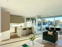 Недвижимость Apartment 4 rooms: 3