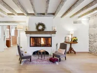 Недвижимость Apartment 6 rooms: 5