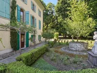 Недвижимость Apartment 6 rooms: 11