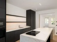 Недвижимость Apartment 8 rooms: 4