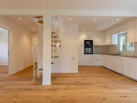 Недвижимость Single house 7 rooms: 2