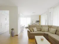 Недвижимость Apartment 4 rooms: 8