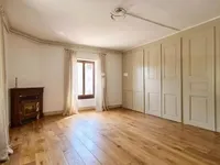 Недвижимость Single house 8 rooms: 3