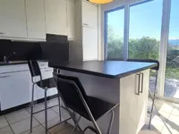 Недвижимость Apartment 4 rooms: 2
