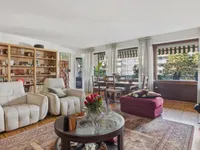 Недвижимость Apartment 6 rooms: 4