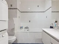 Недвижимость Apartment 6 rooms: 7