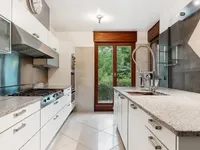 Недвижимость Single house 11 rooms: 5