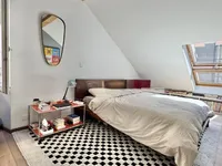 Недвижимость Apartment 5 rooms: 8