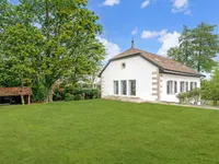 Недвижимость Single house 10 rooms: 1