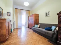 Недвижимость Четырёхкомнатная квартира в центре: 3