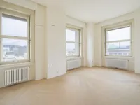 Недвижимость Квартира, 3 комнаты, Центр: 7