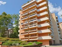 Недвижимость Apartment 7 rooms: 3